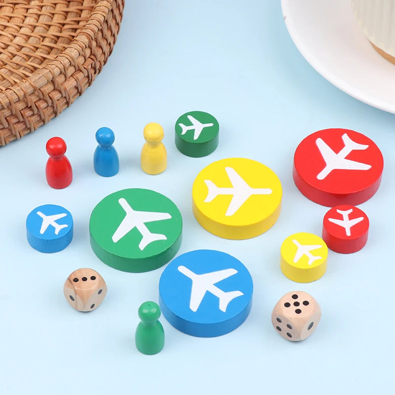 16 Chess Pieces + 1 Dice Flying Wooden Chess Pieces For Primary School Students Three-Dimensional Checkers For Games Accessories